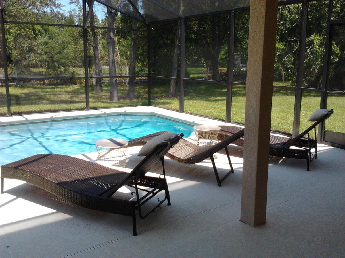קלירווטר Modern 4 Bedroom House With Swimming Pool מראה חיצוני תמונה